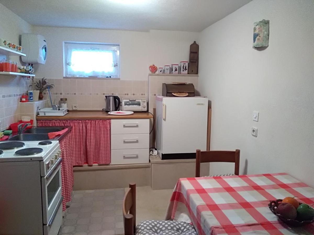 Apartman Tri Palme Gabonjin 部屋 写真